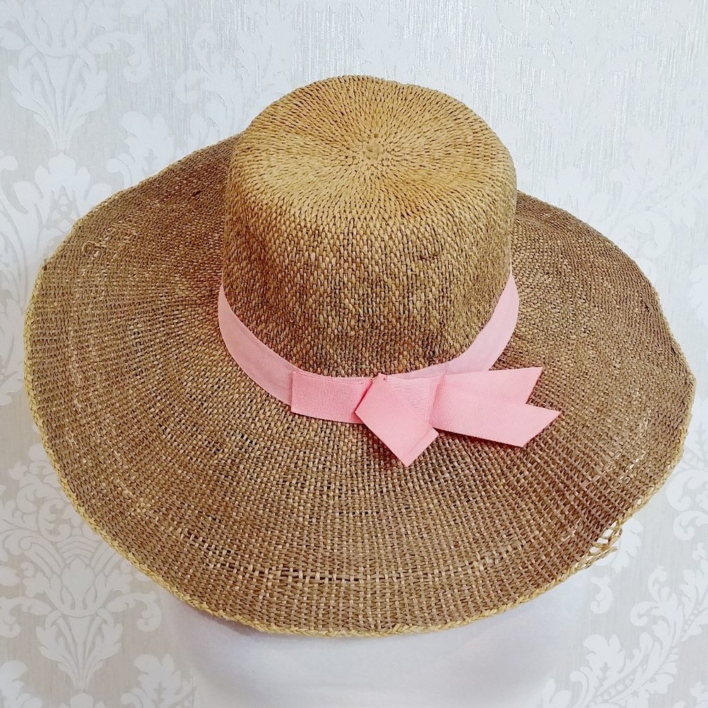 Neutral Straw Beach Sun Hat with Pink Bow
